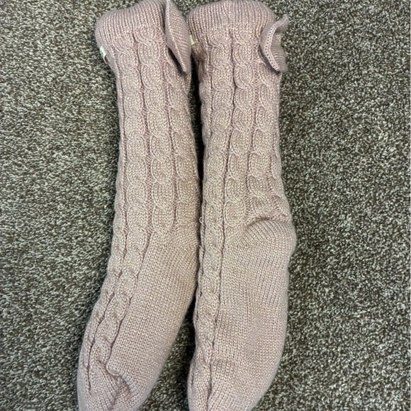 UGG Blush Cable Knit Socks with Fluffy White Cuffs - Picture 8 of 10